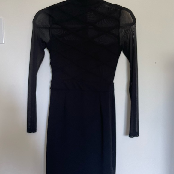 Guess long sleeve mini dress with mesh detail - Picture 3 of 4